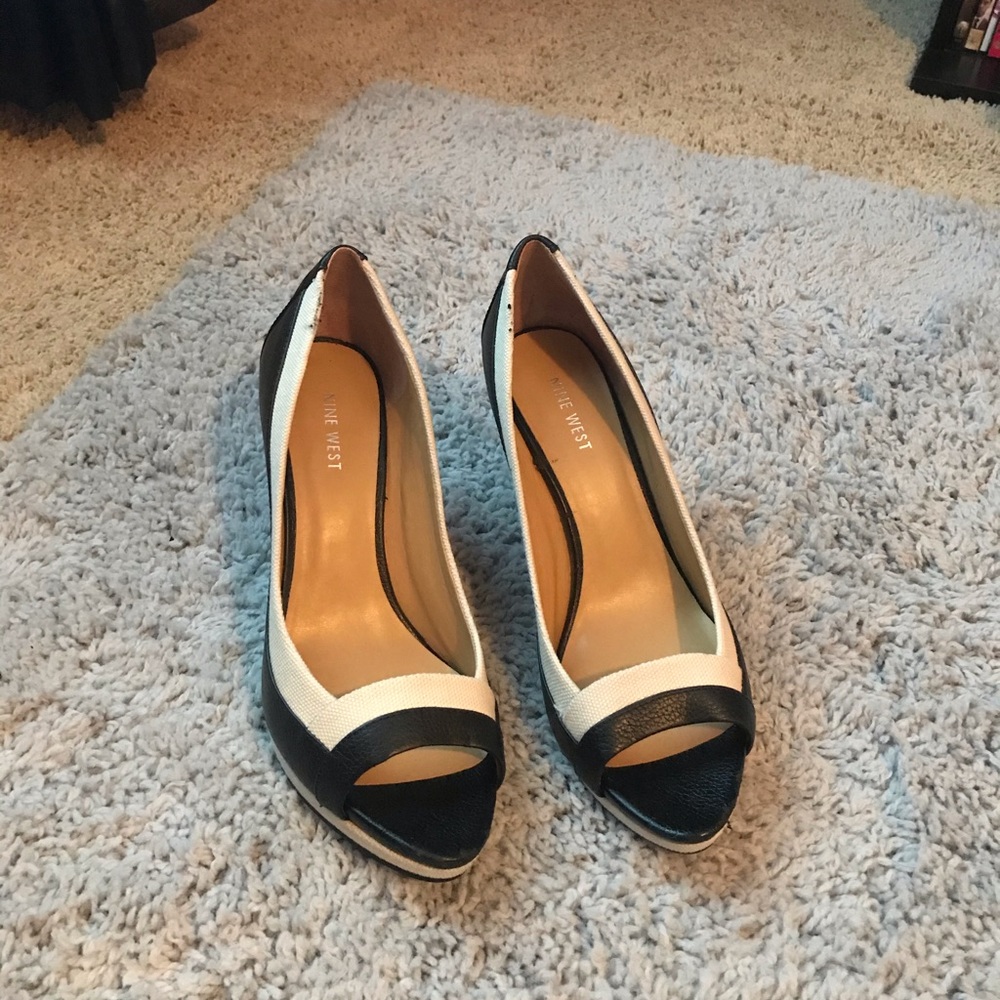 Black and white Nine West platform heels